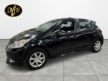 Used Peugeot 208 2014 for sale - 76741490: Photo