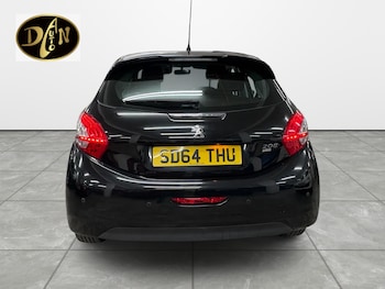 Used Peugeot 208 2014 for sale - 76741490: Photo