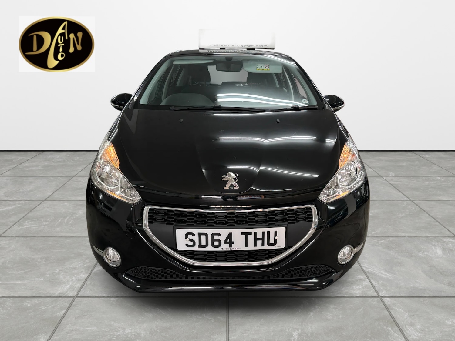 Used Peugeot 208 2014 for sale - 76741490: Photo 8