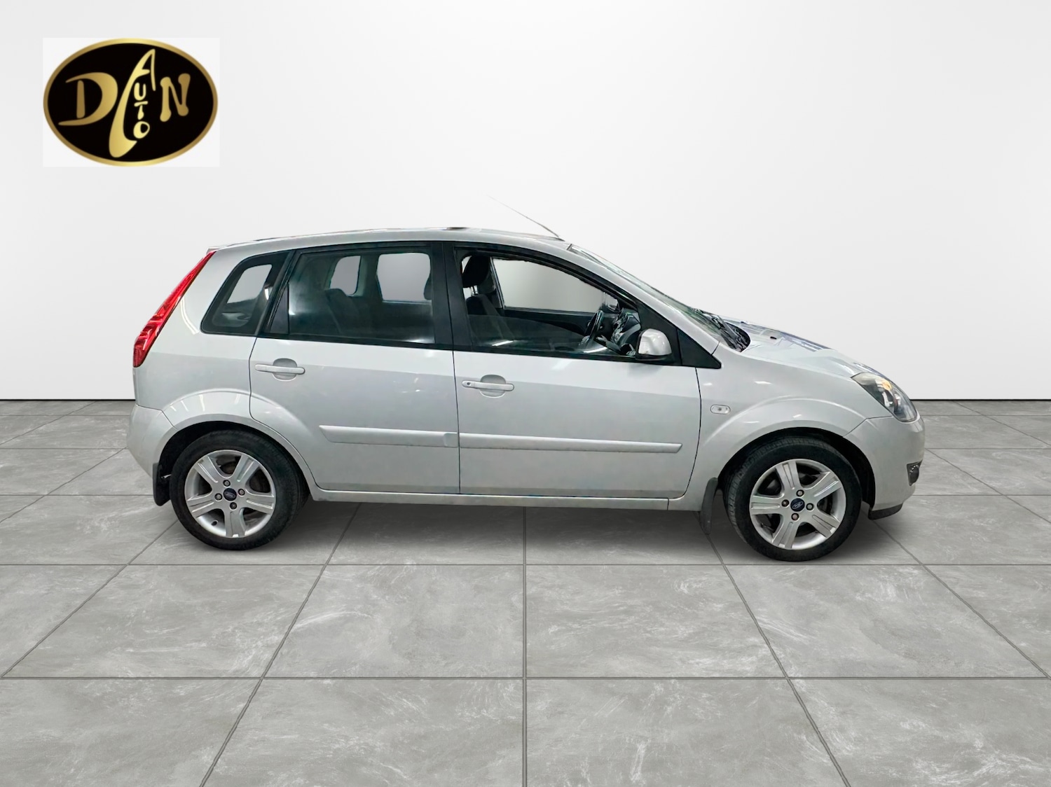 Used Ford Fiesta 2008 for sale - 76570811: Photo 2