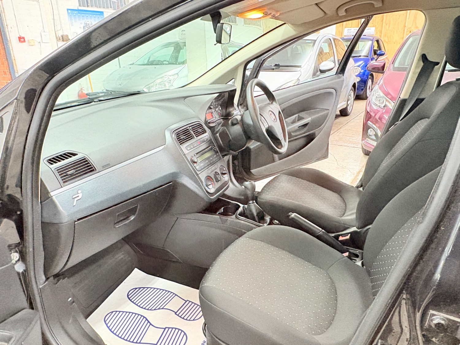 Used Fiat Grande Punto 2009 for sale - 76895825: Photo 11