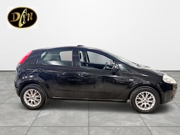 Used Fiat Grande Punto 2009 for sale - 76895825: Photo