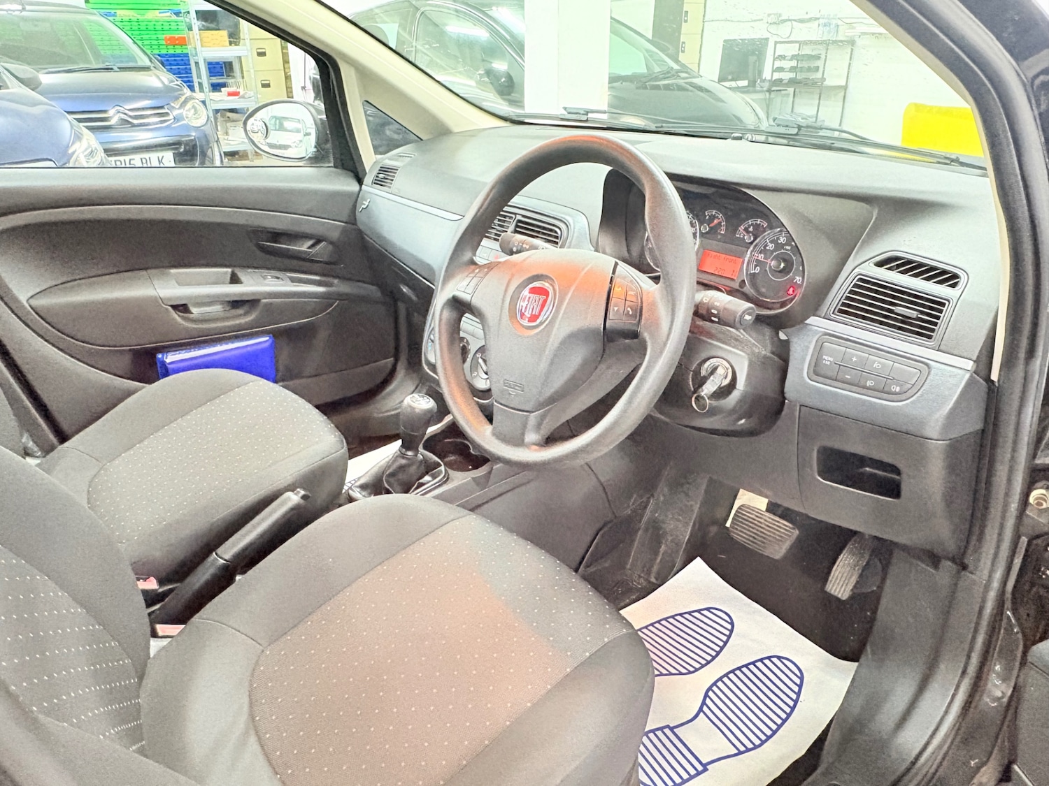 Used Fiat Grande Punto 2009 for sale - 76895825: Photo 9