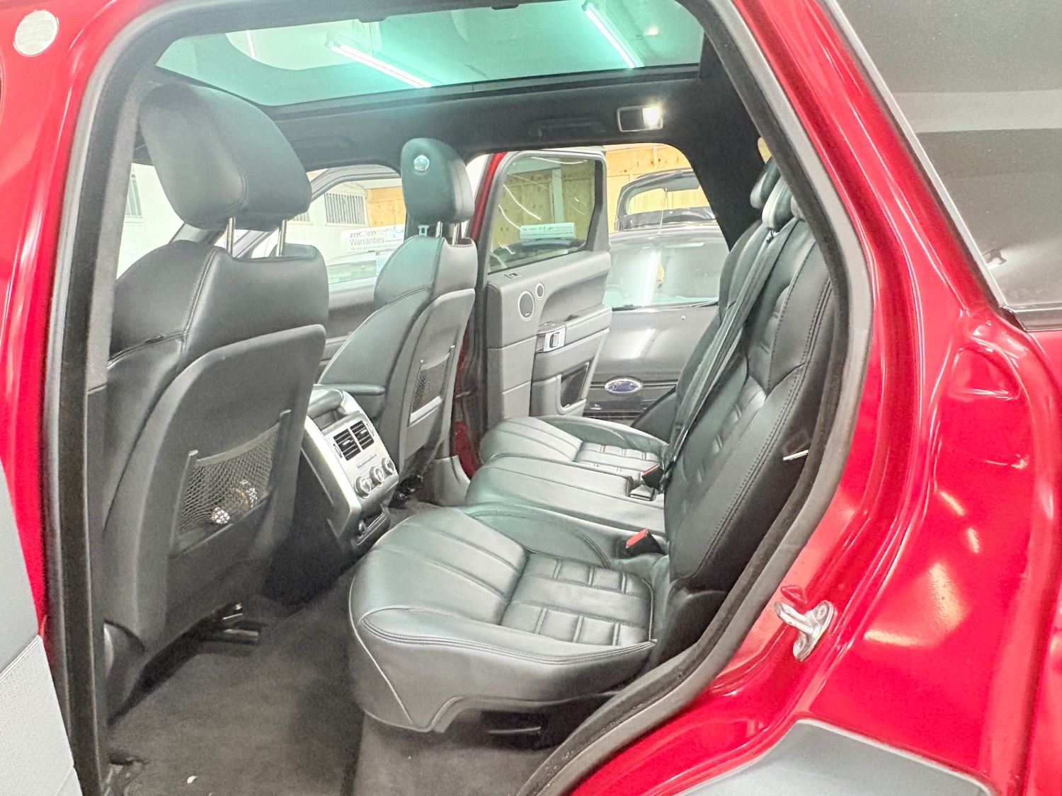 Used Land Rover Range Rover Sport 2015 for sale - 77014994: Photo 12