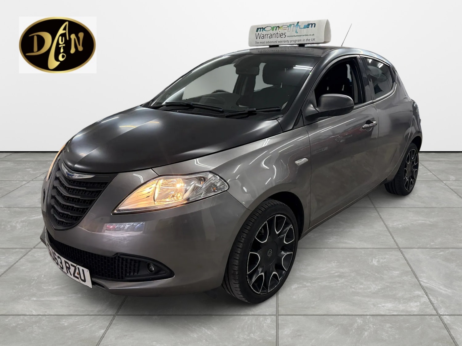 Used Chrysler Ypsilon 2013 for sale - 76758064: Photo 1