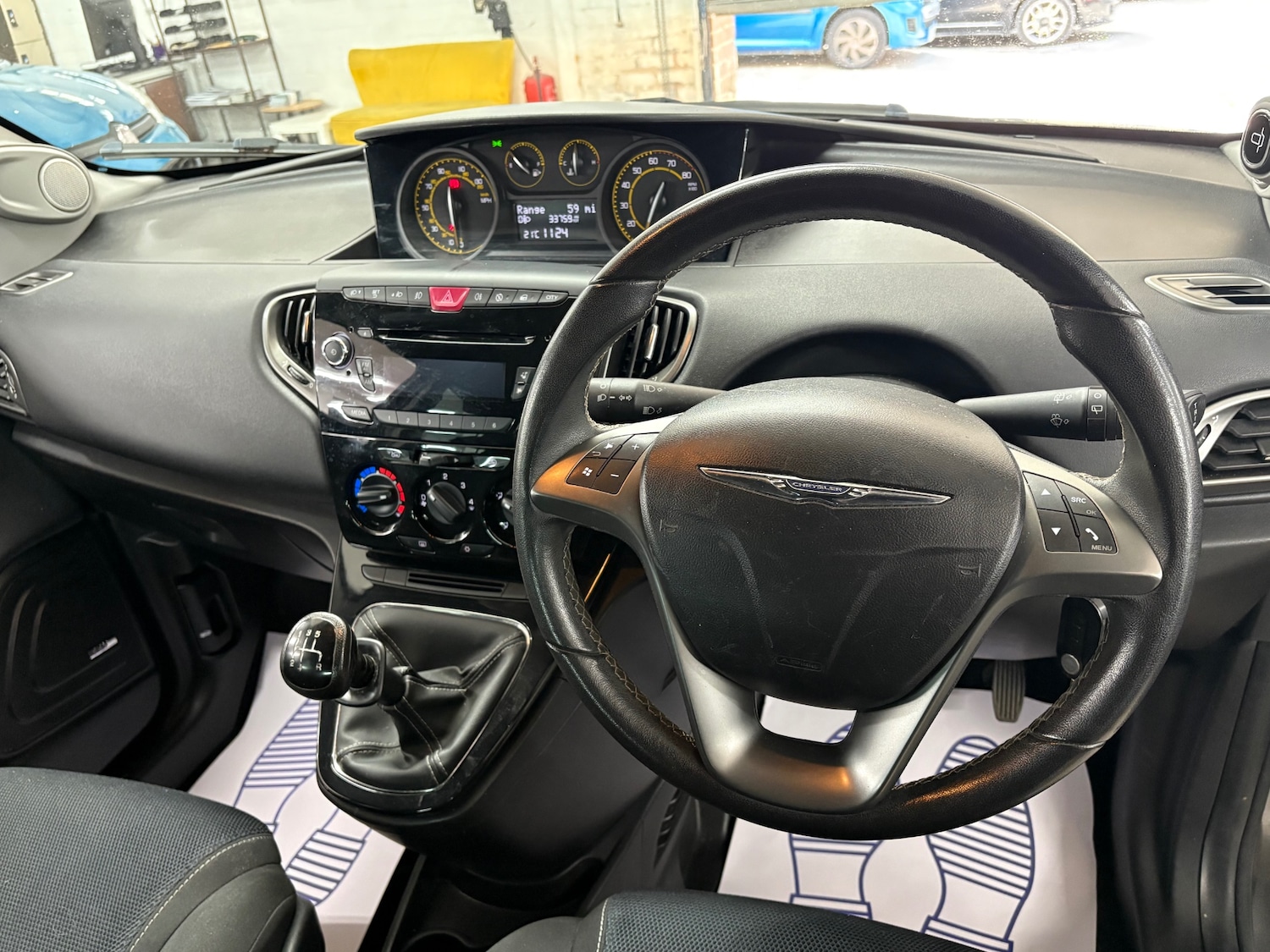 Used Chrysler Ypsilon 2013 for sale - 76758064: Photo 10