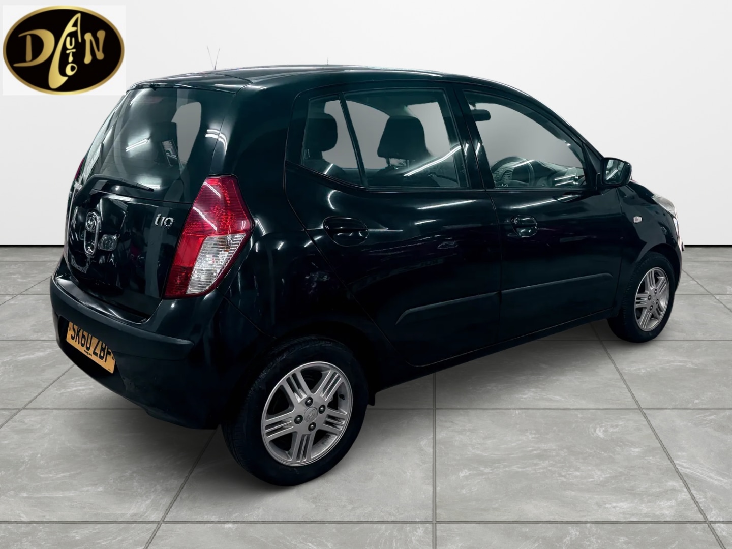 Used Hyundai i10 2010 for sale - 77622952: Photo 9