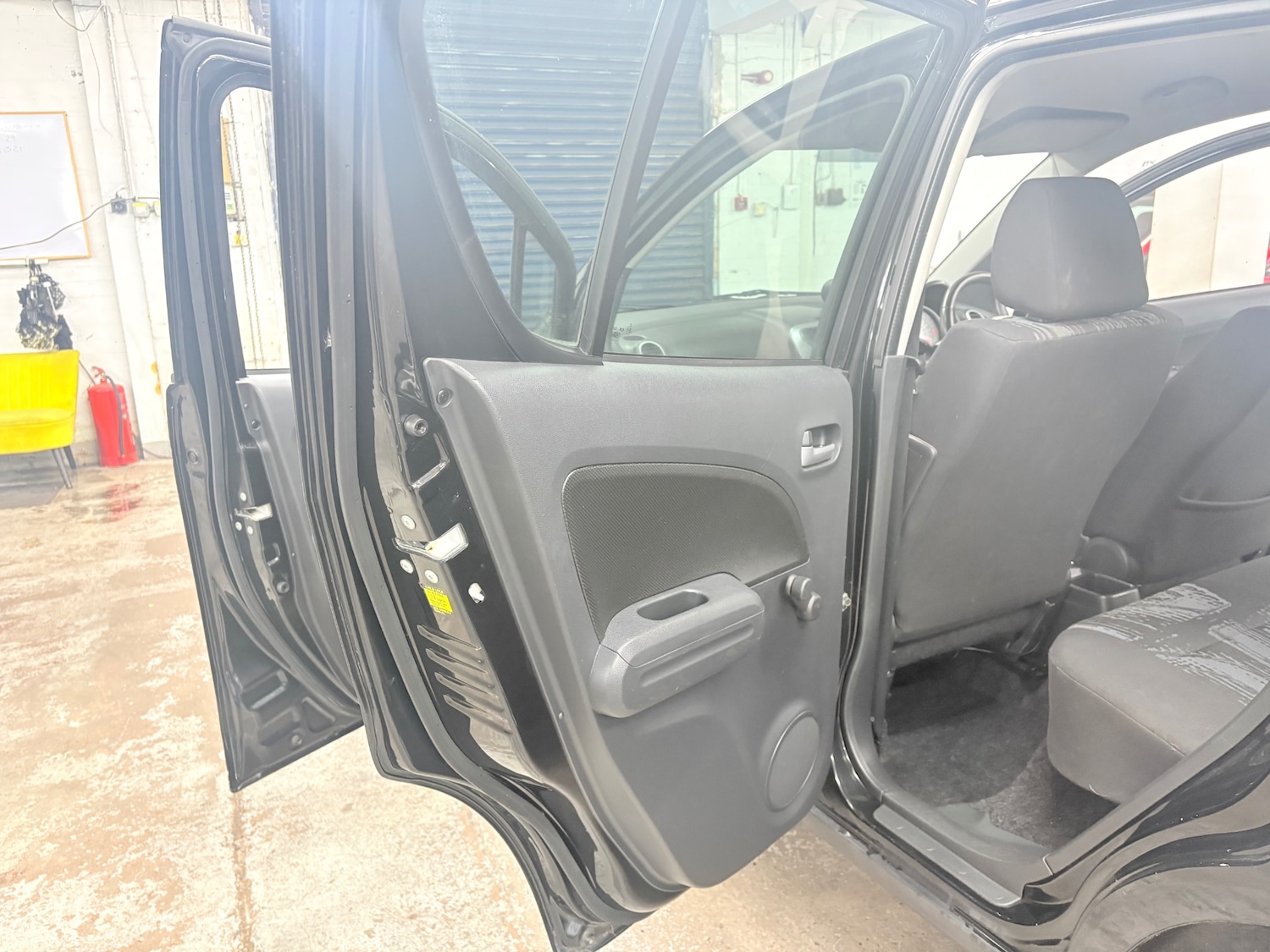 Used Vauxhall Agila 2014 for sale - 76431116: Photo 15