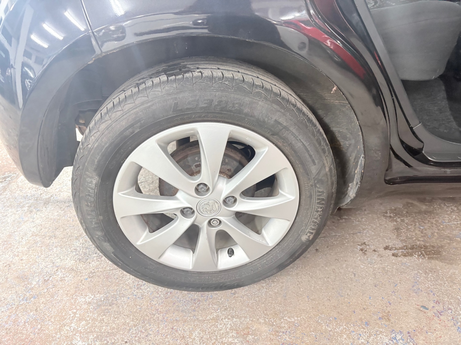 Used Vauxhall Agila 2014 for sale - 76431116: Photo 17