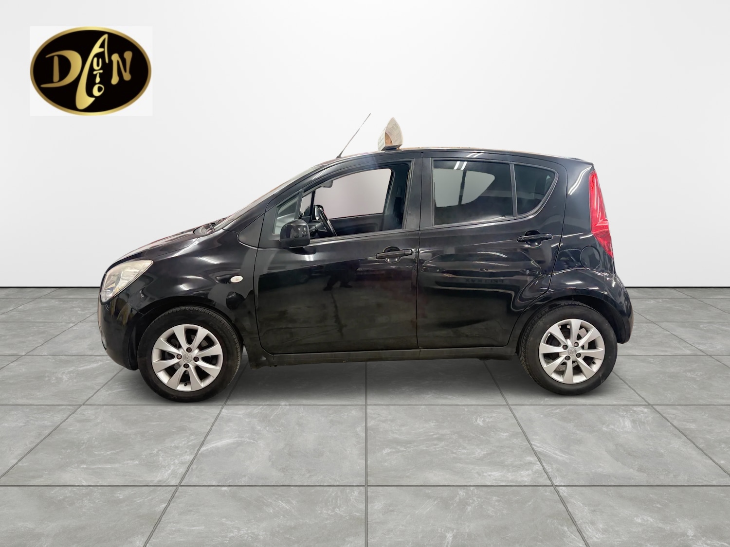 Used Vauxhall Agila 2014 for sale - 76431116: Photo 2