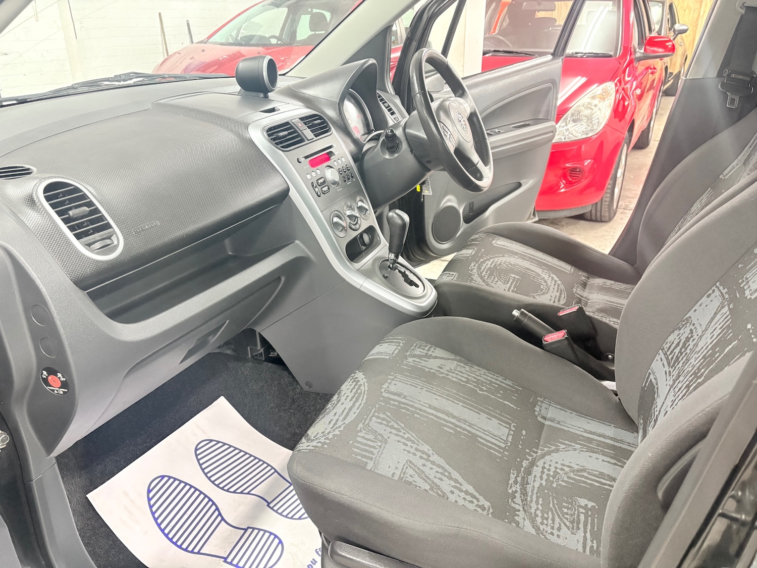 Used Vauxhall Agila 2014 for sale - 76431116: Photo 9