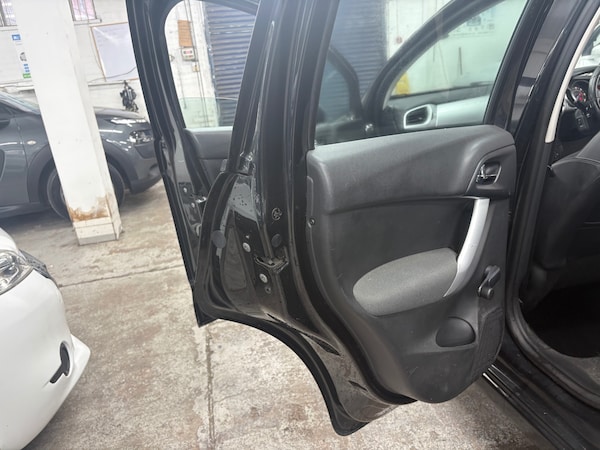 Used Citroen C3 2012 for sale - 76225358: Photo 23