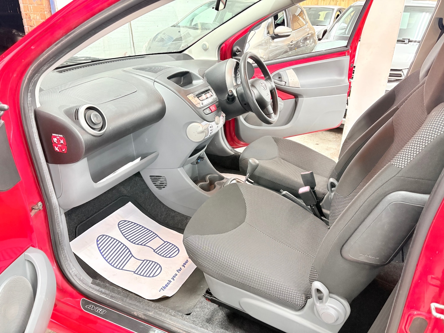 Used Toyota AYGO 2009 for sale - 76596100: Photo 11