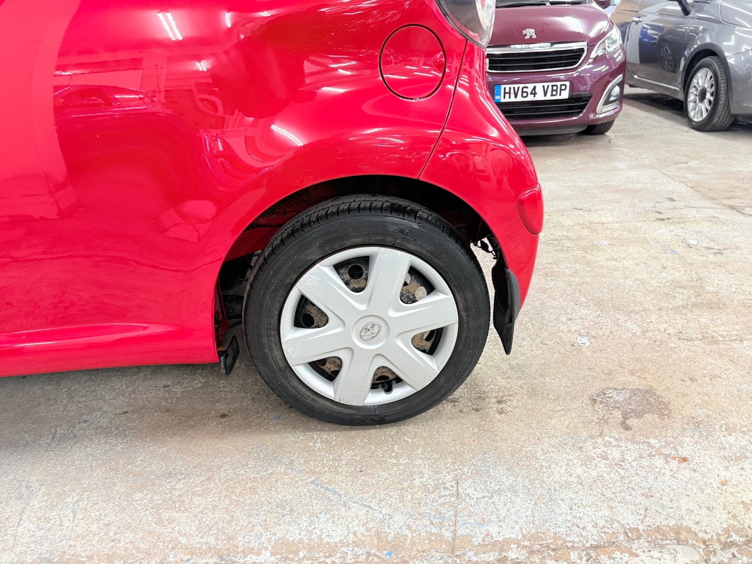 Used Toyota AYGO 2009 for sale - 76596100: Photo 15