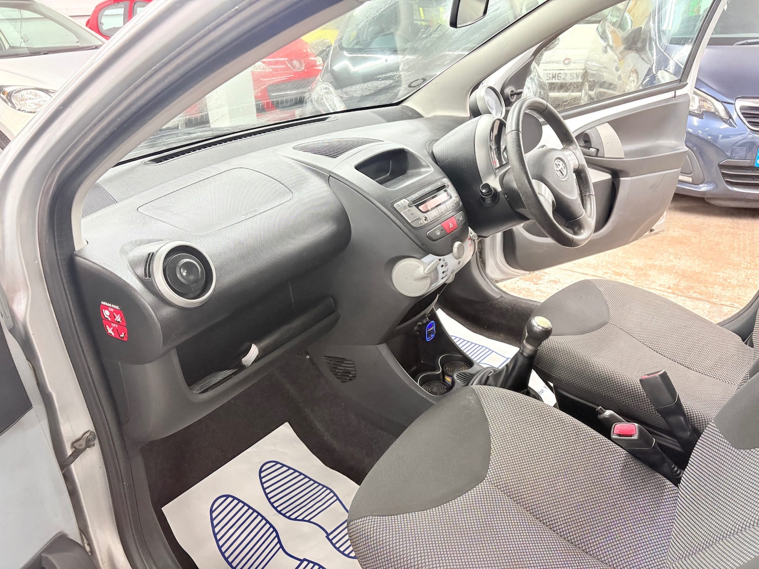 Used Toyota AYGO 2014 for sale - 76770261: Photo 11