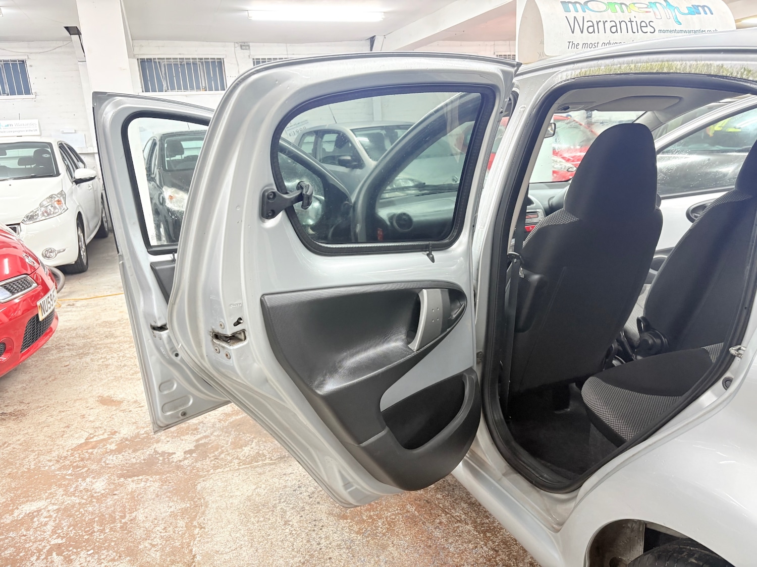 Used Toyota AYGO 2014 for sale - 76770261: Photo 16