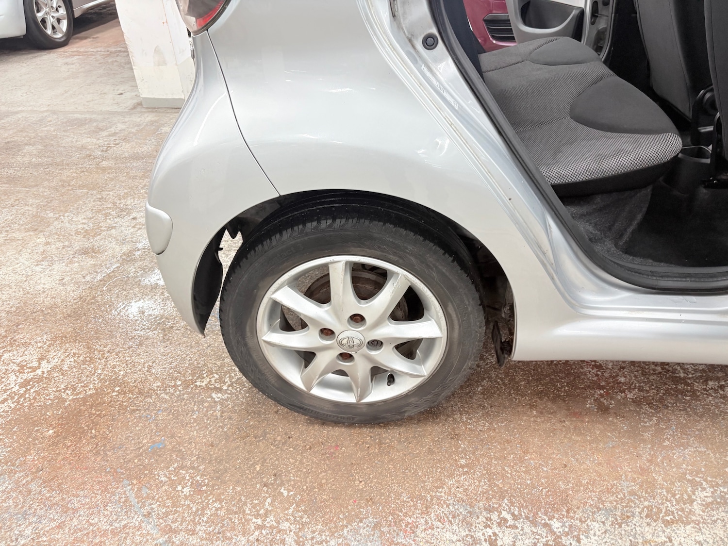 Used Toyota AYGO 2014 for sale - 76770261: Photo 18