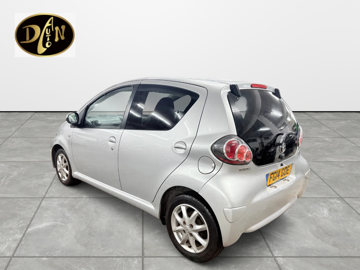 Used Toyota AYGO 2014 for sale - 76770261: Photo 3