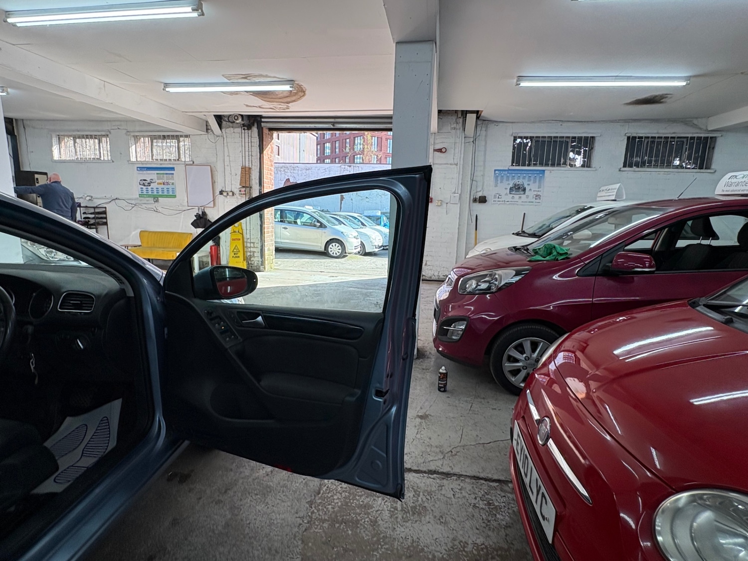 Used Volkswagen Golf 2011 for sale - 78144829: Photo 14