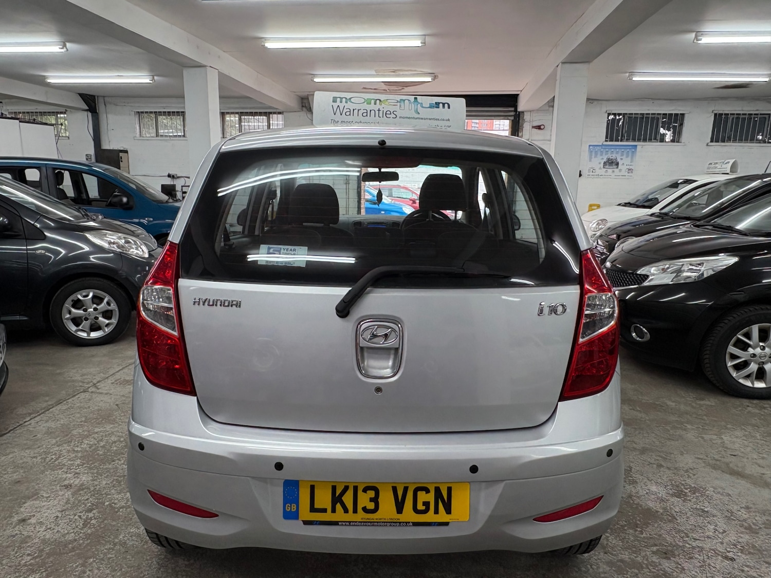 Used Hyundai i10 2013 for sale - 76107565: Photo 6