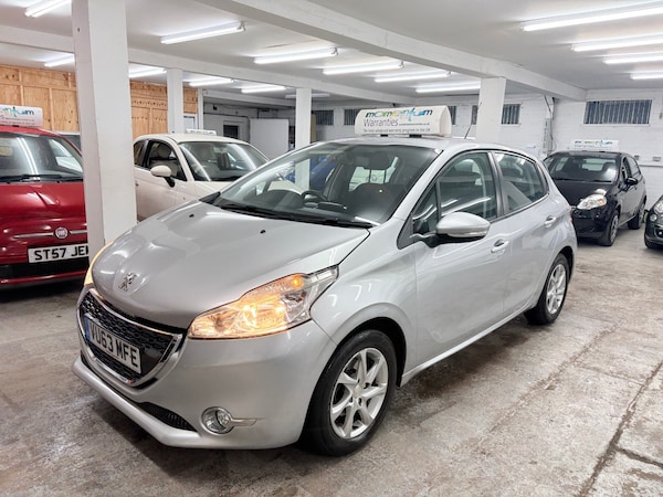 Used Peugeot 208 2013 for sale - 76325082: Photo 1