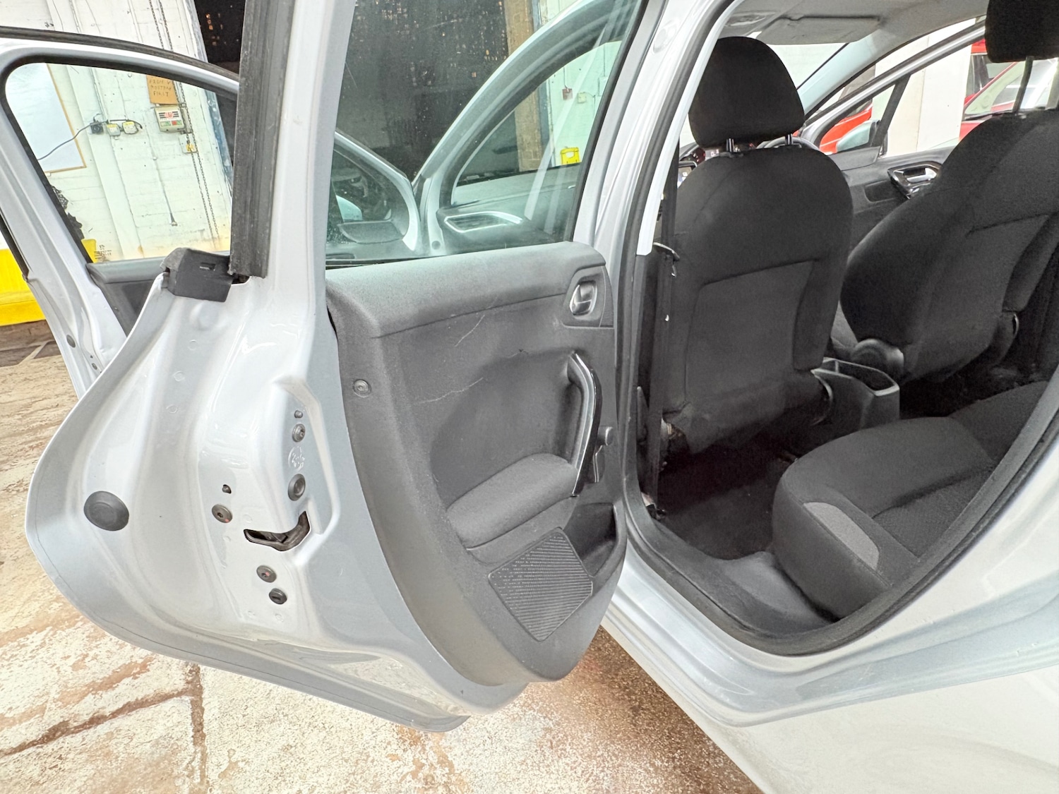 Used Peugeot 208 2013 for sale - 76325082: Photo 21