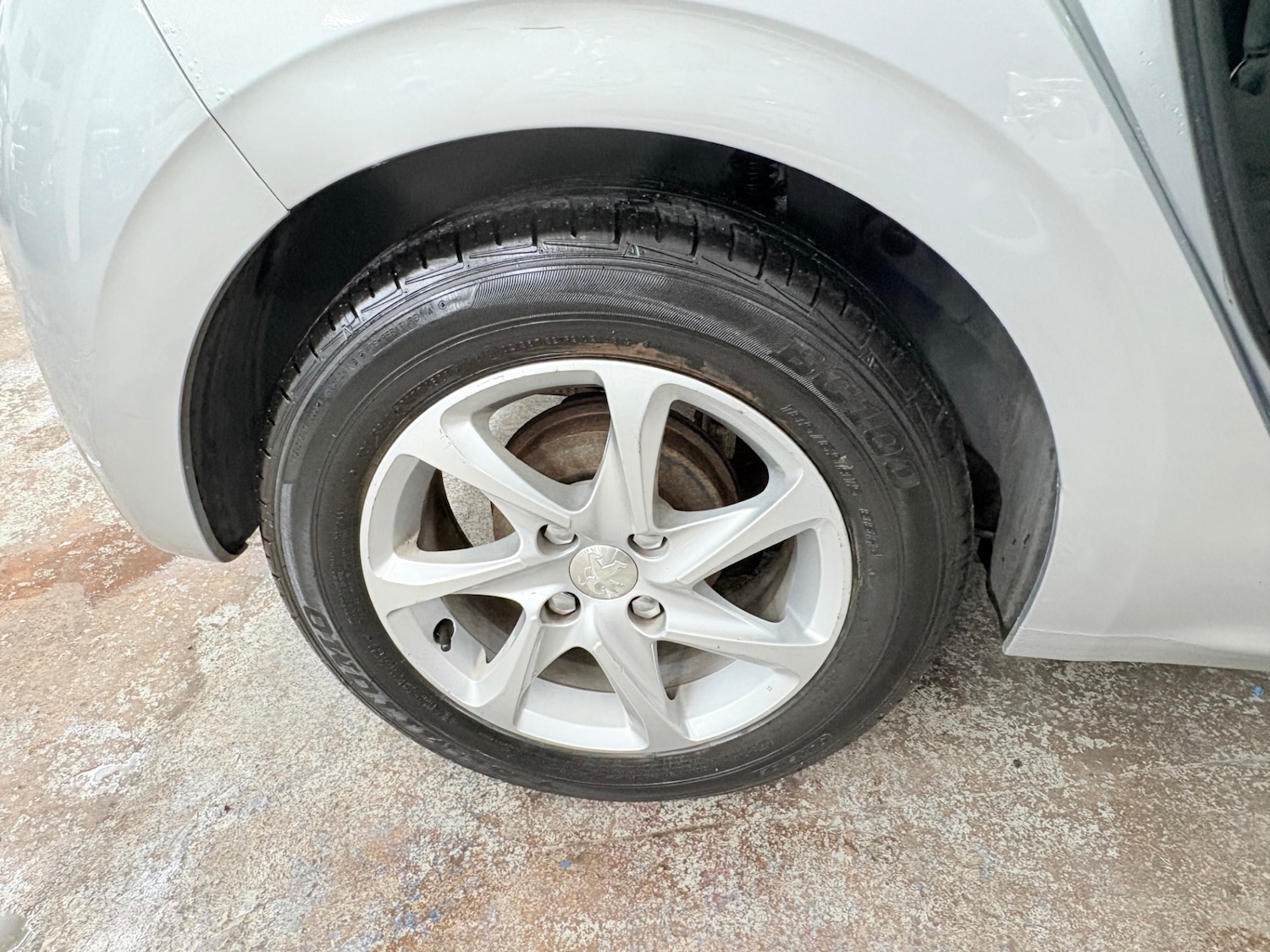 Used Peugeot 208 2013 for sale - 76325082: Photo 23