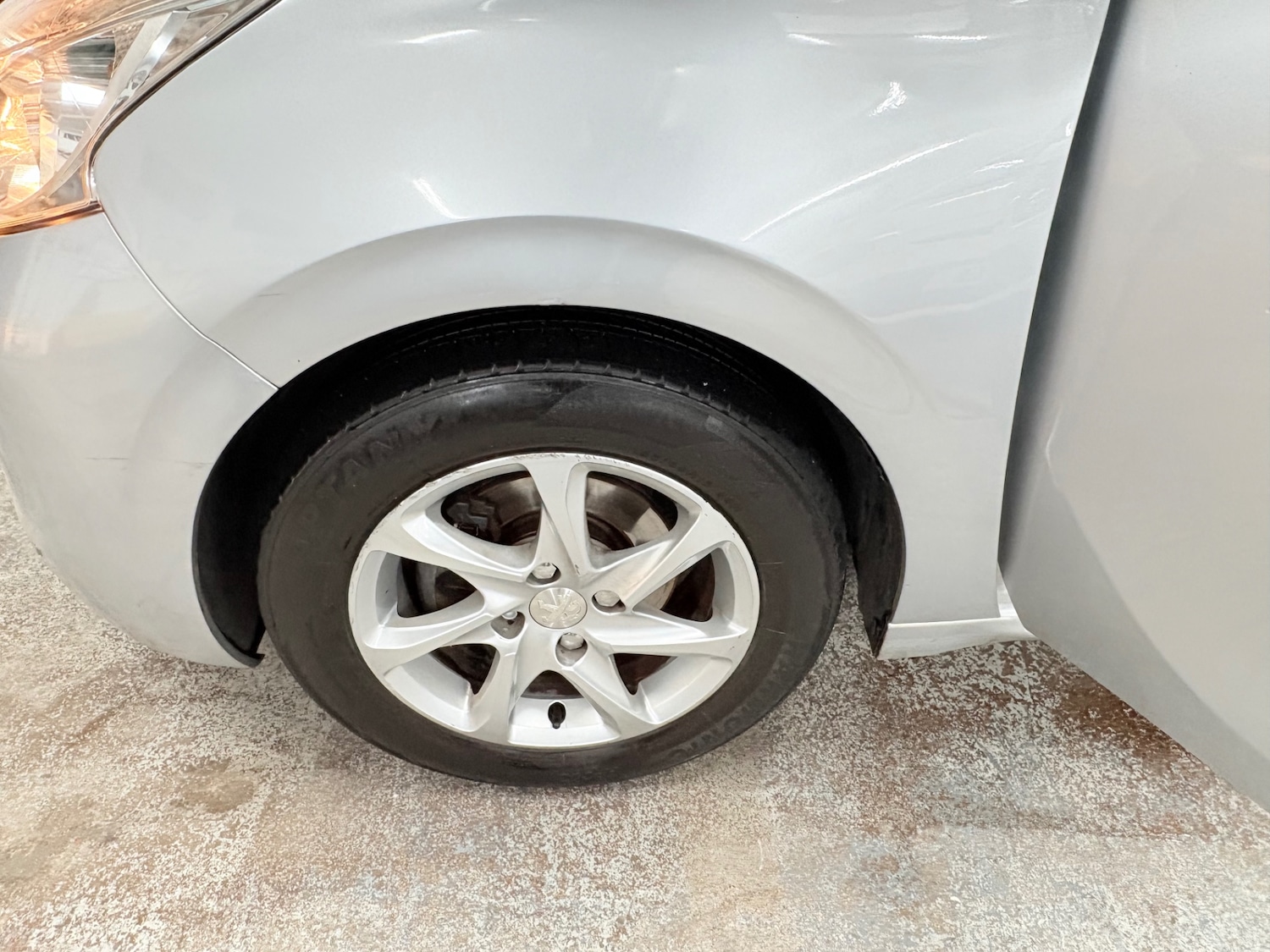 Used Peugeot 208 2013 for sale - 76325082: Photo 25