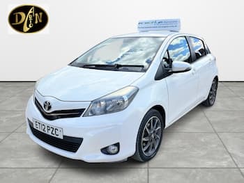 Used Toyota Yaris 2012 for sale - 79828355: Photo