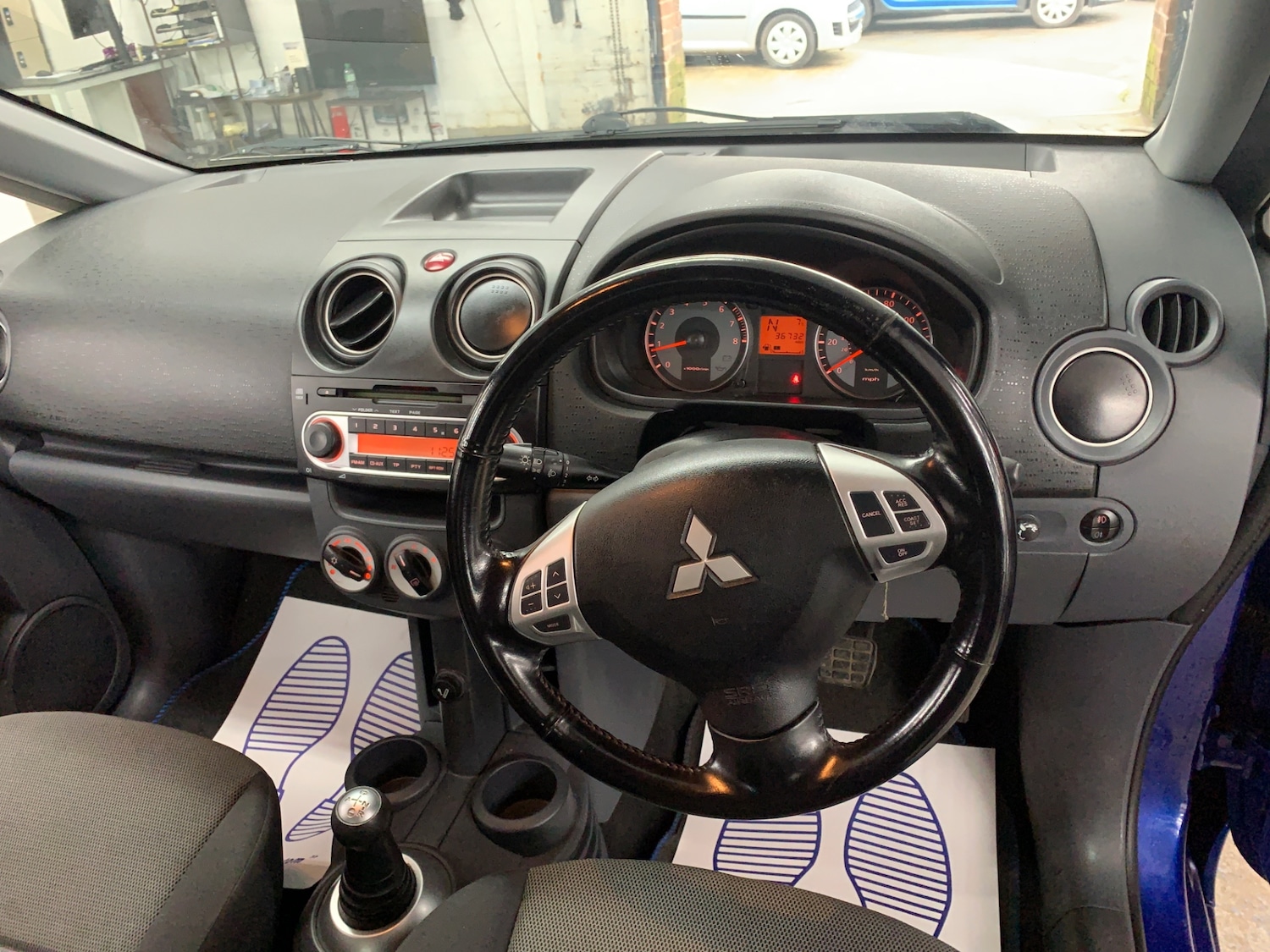 Used Mitsubishi Colt 2009 for sale - 76107568: Photo 16