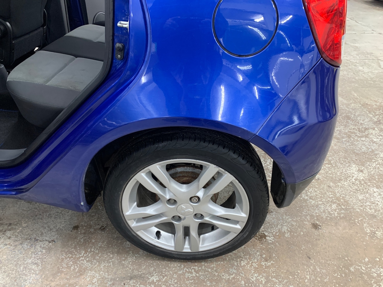 Used Mitsubishi Colt 2009 for sale - 76107568: Photo 25