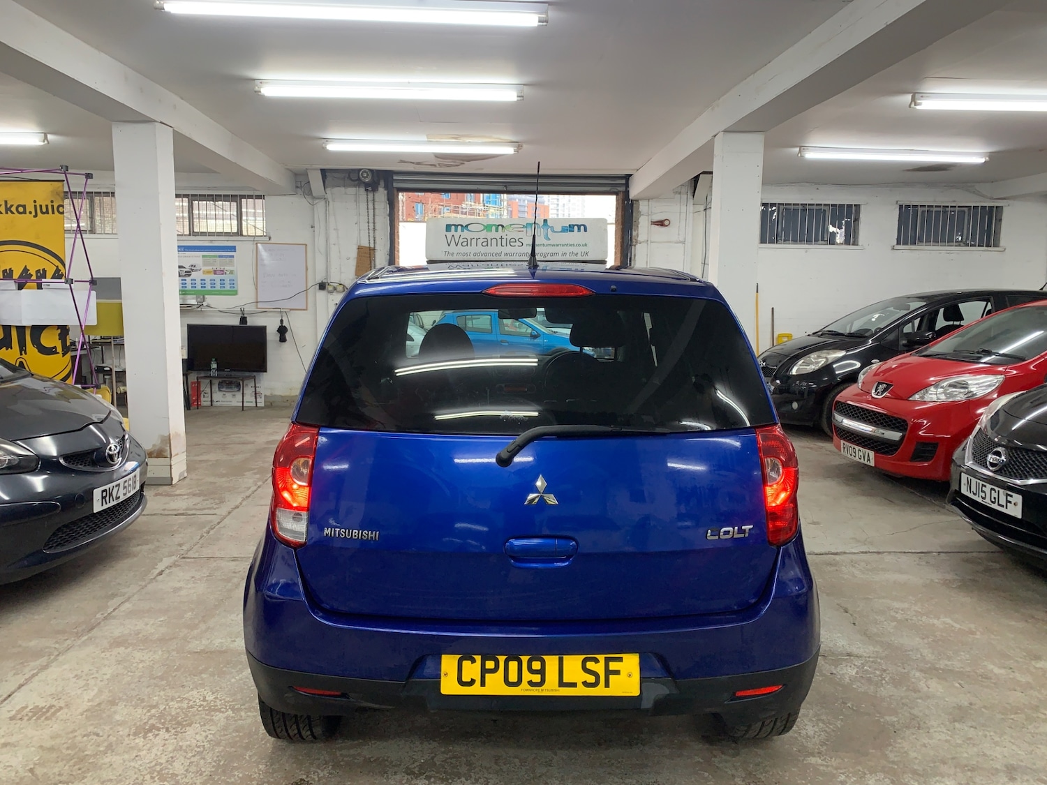 Used Mitsubishi Colt 2009 for sale - 76107568: Photo 5