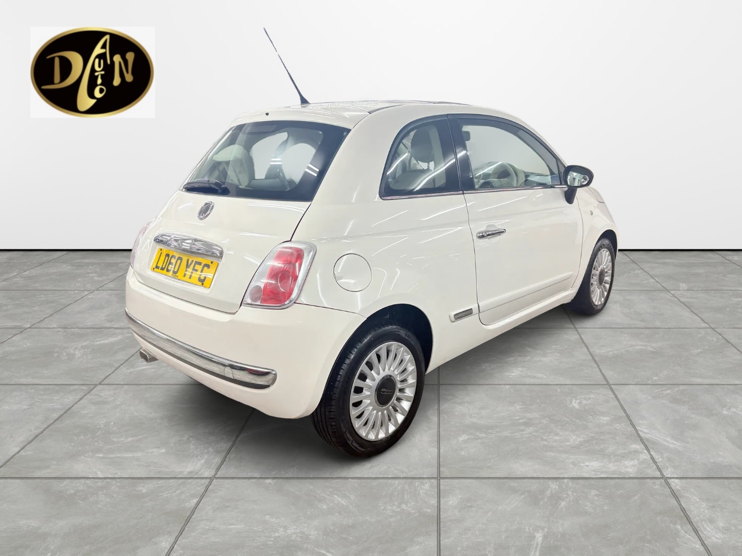 Used Fiat 500 2010 for sale - 76518255: Photo 4
