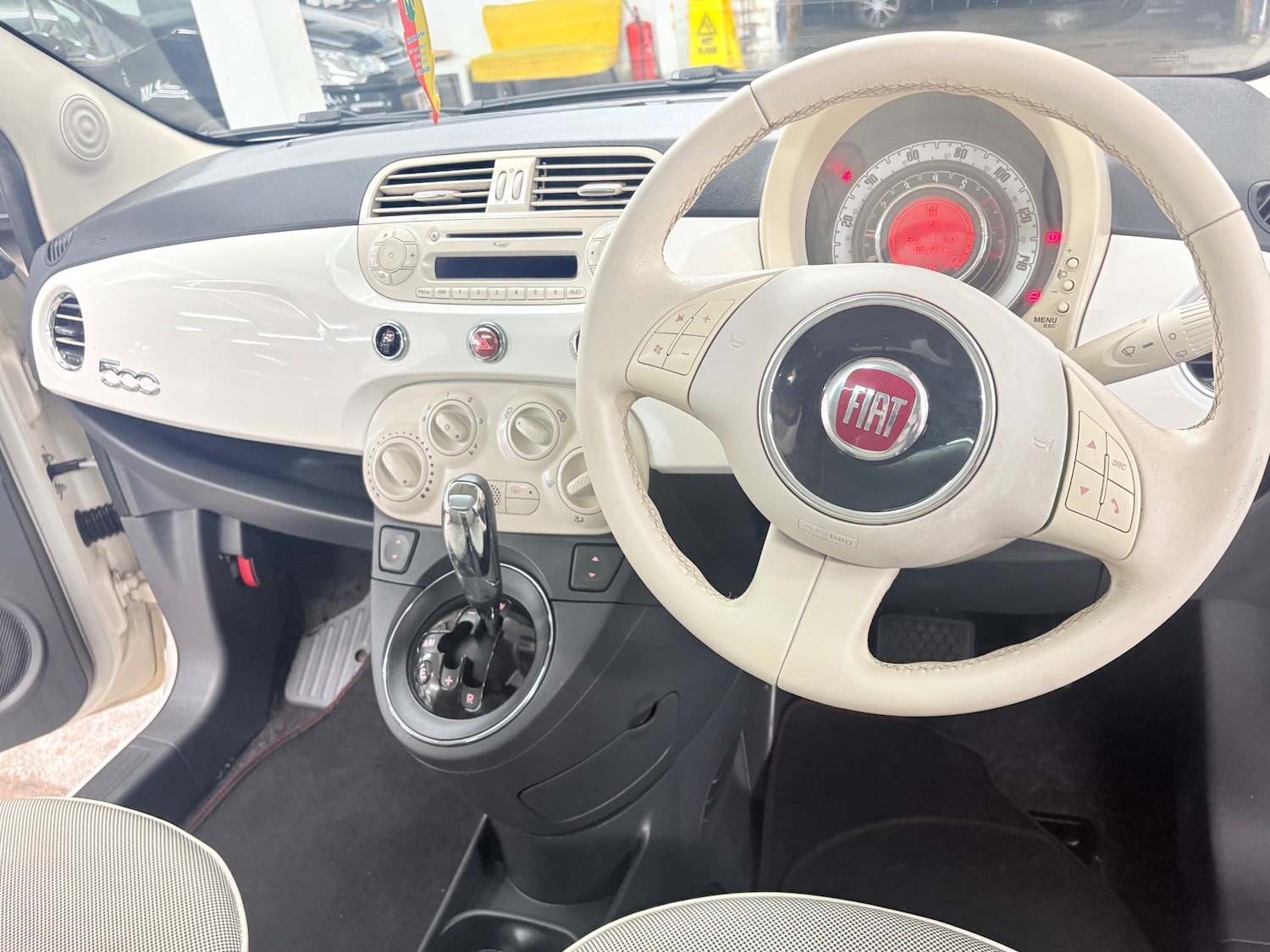 Used Fiat 500 2010 for sale - 76518255: Photo 9