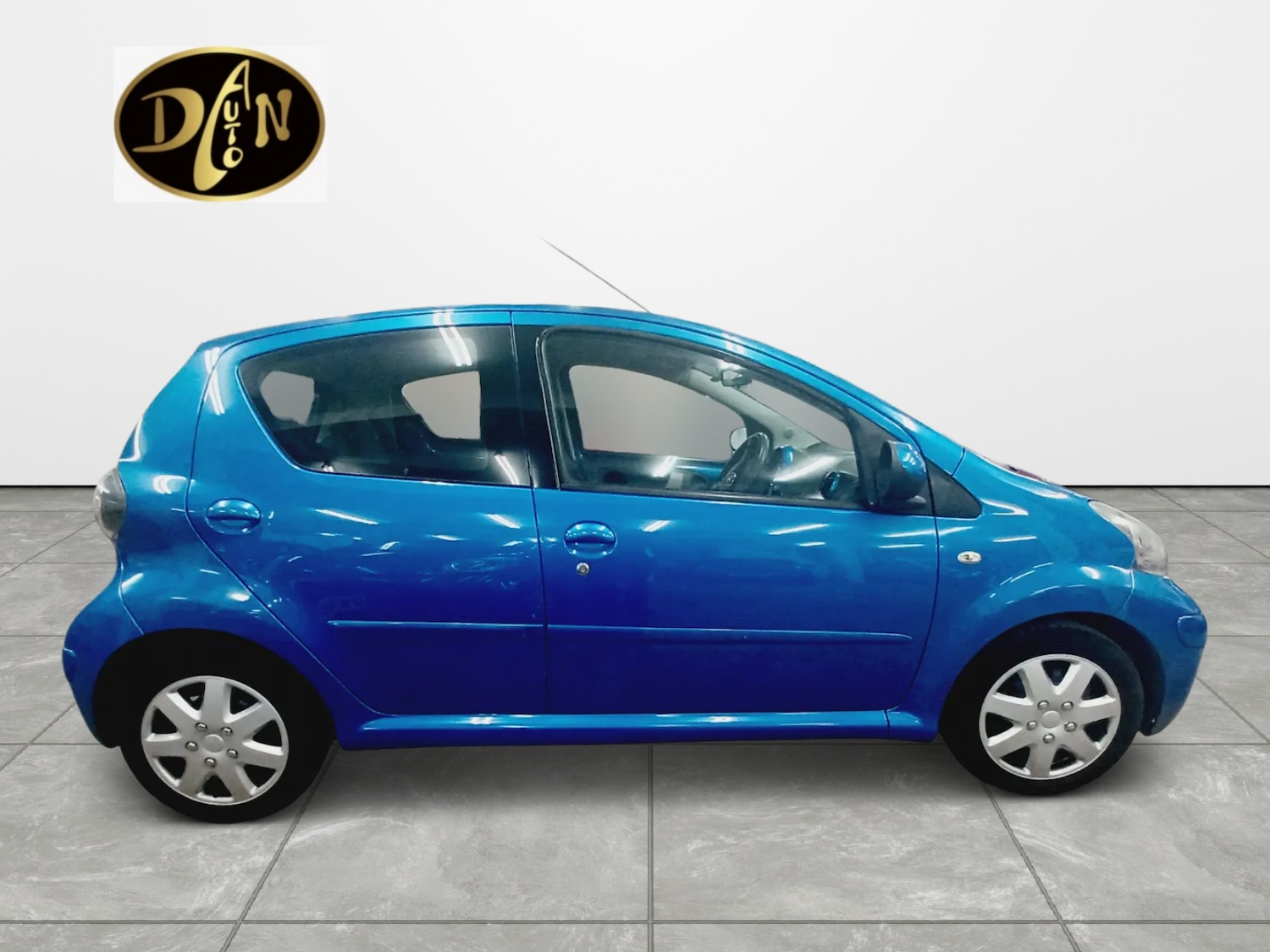 Used Toyota AYGO 2009 for sale - 77950719: Photo 8