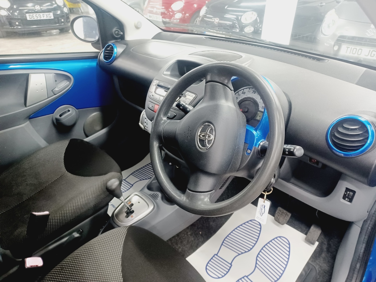 Used Toyota AYGO 2009 for sale - 77950719: Photo 9