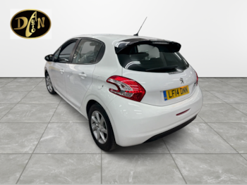 Used Peugeot 208 2014 for sale - 76471378: Photo
