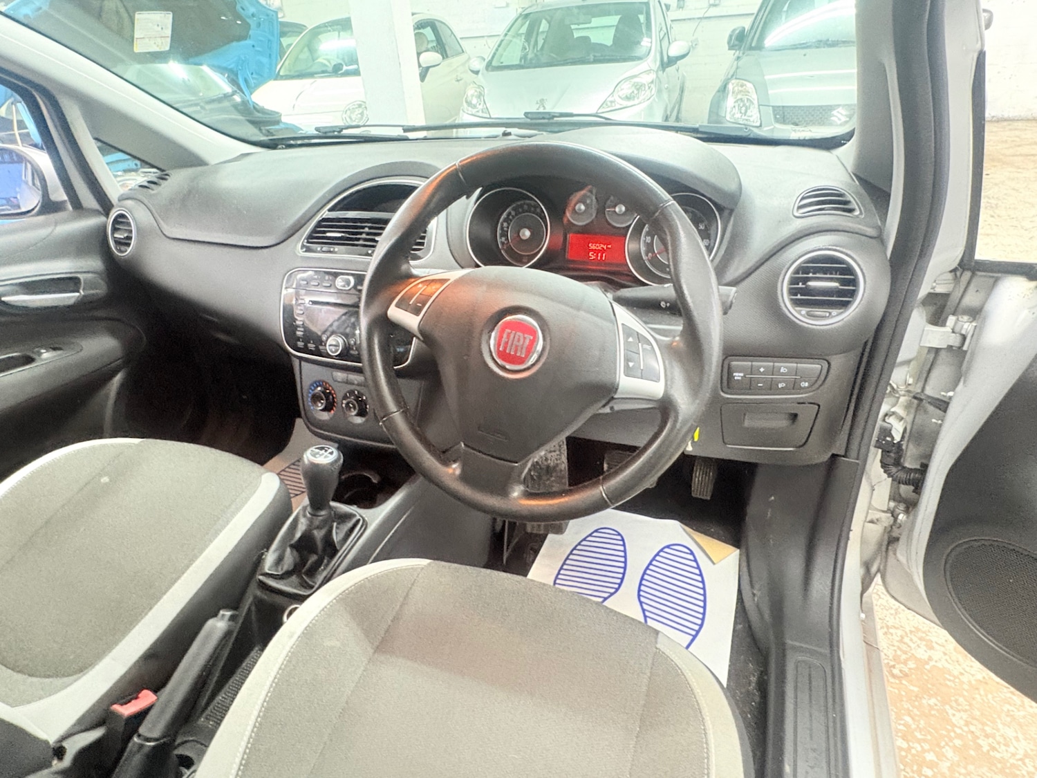 Used Fiat Punto 2012 for sale - 77508795: Photo 11