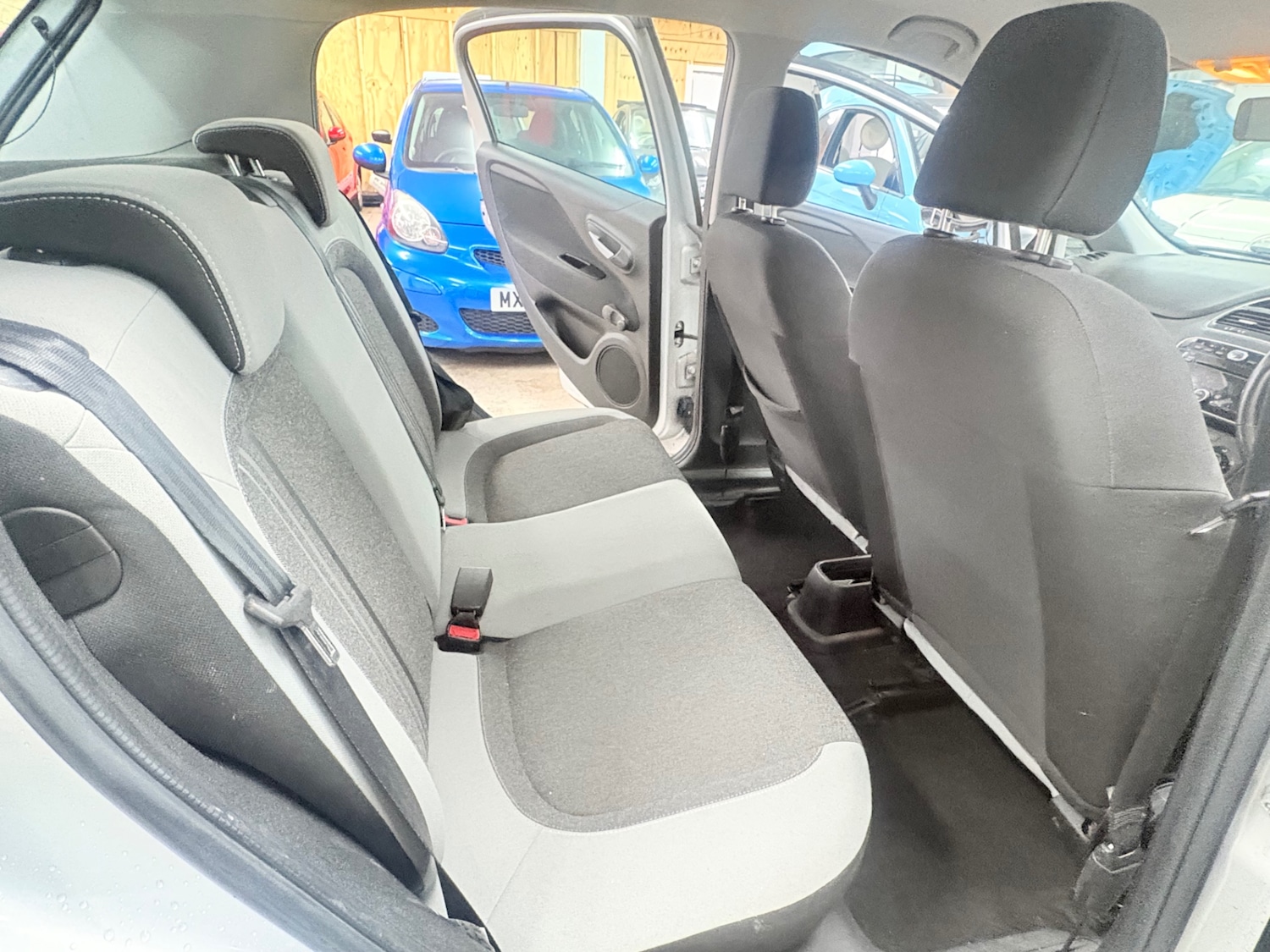 Used Fiat Punto 2012 for sale - 77508795: Photo 16