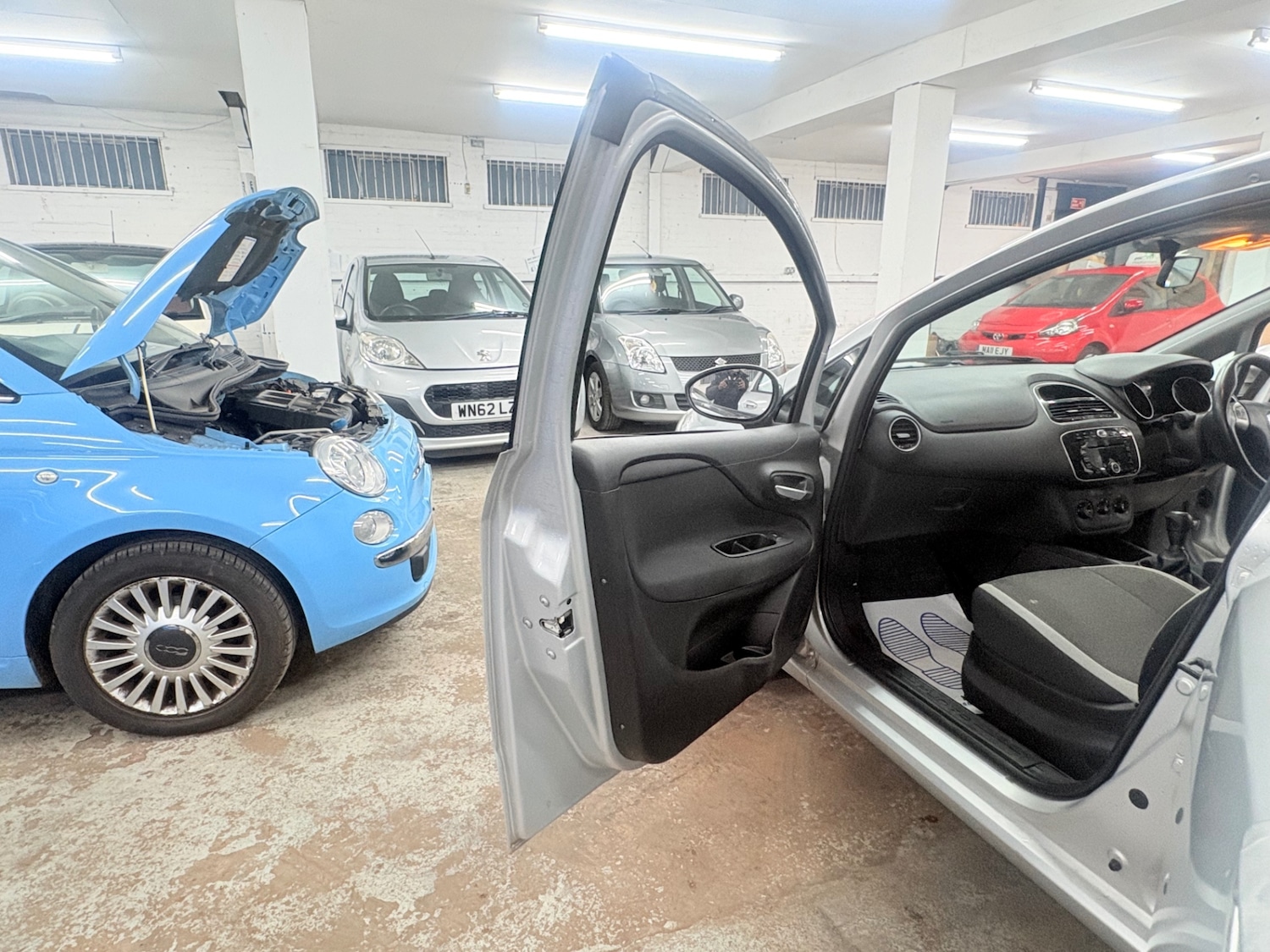 Used Fiat Punto 2012 for sale - 77508795: Photo 19