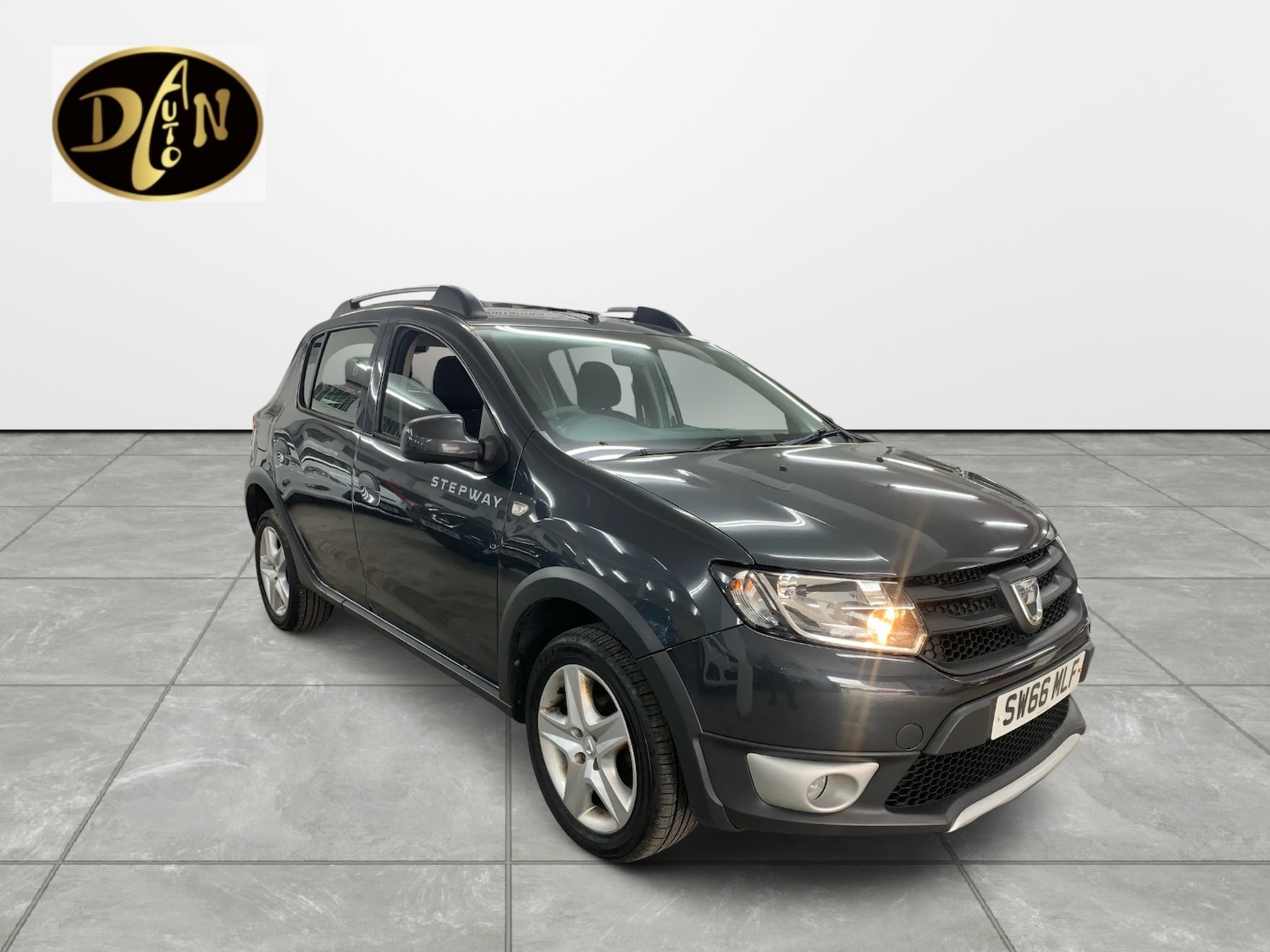 Used Dacia Sandero Stepway 2016 for sale - 77915325: Photo 8