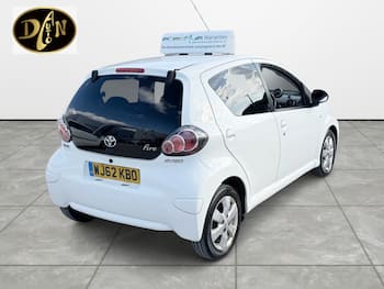 Used Toyota AYGO 2012 for sale - 79564389: Photo