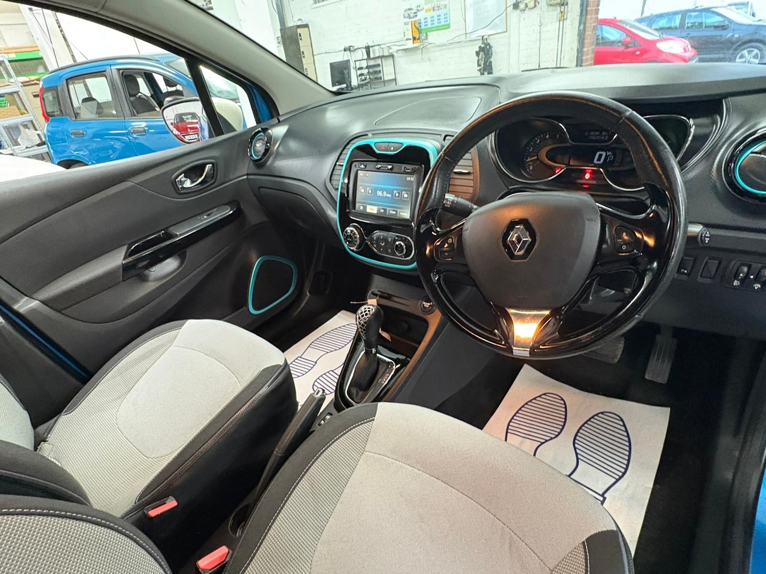 Used Renault Captur 2014 for sale - 76143316: Photo 15