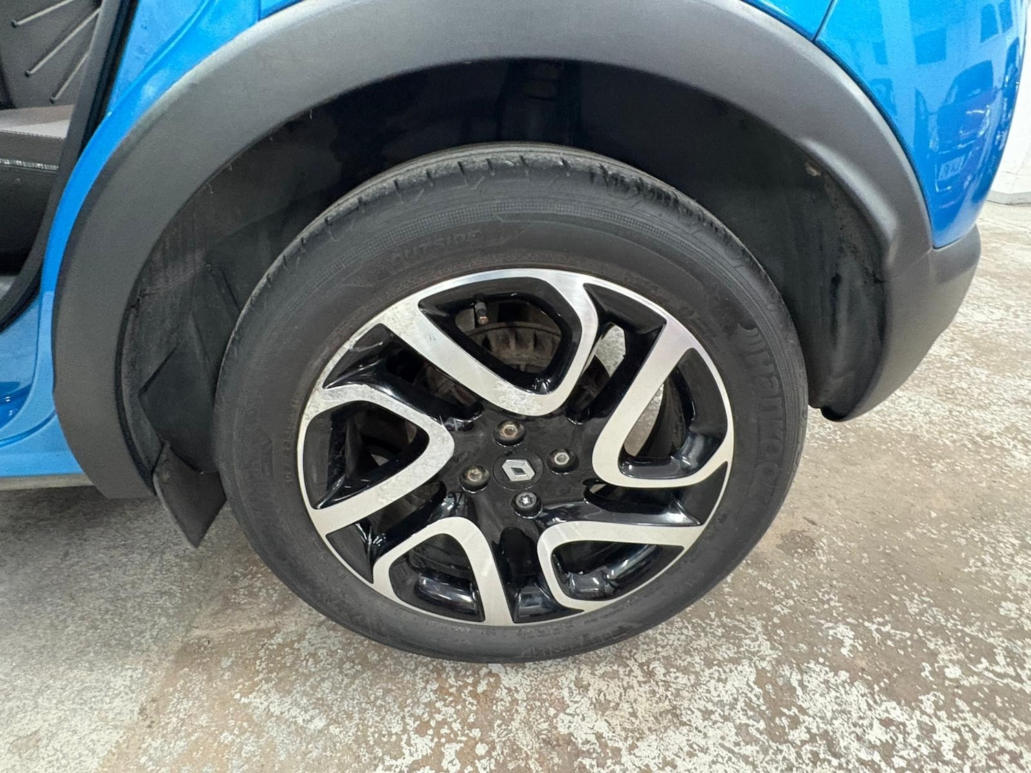 Used Renault Captur 2014 for sale - 76143316: Photo 24