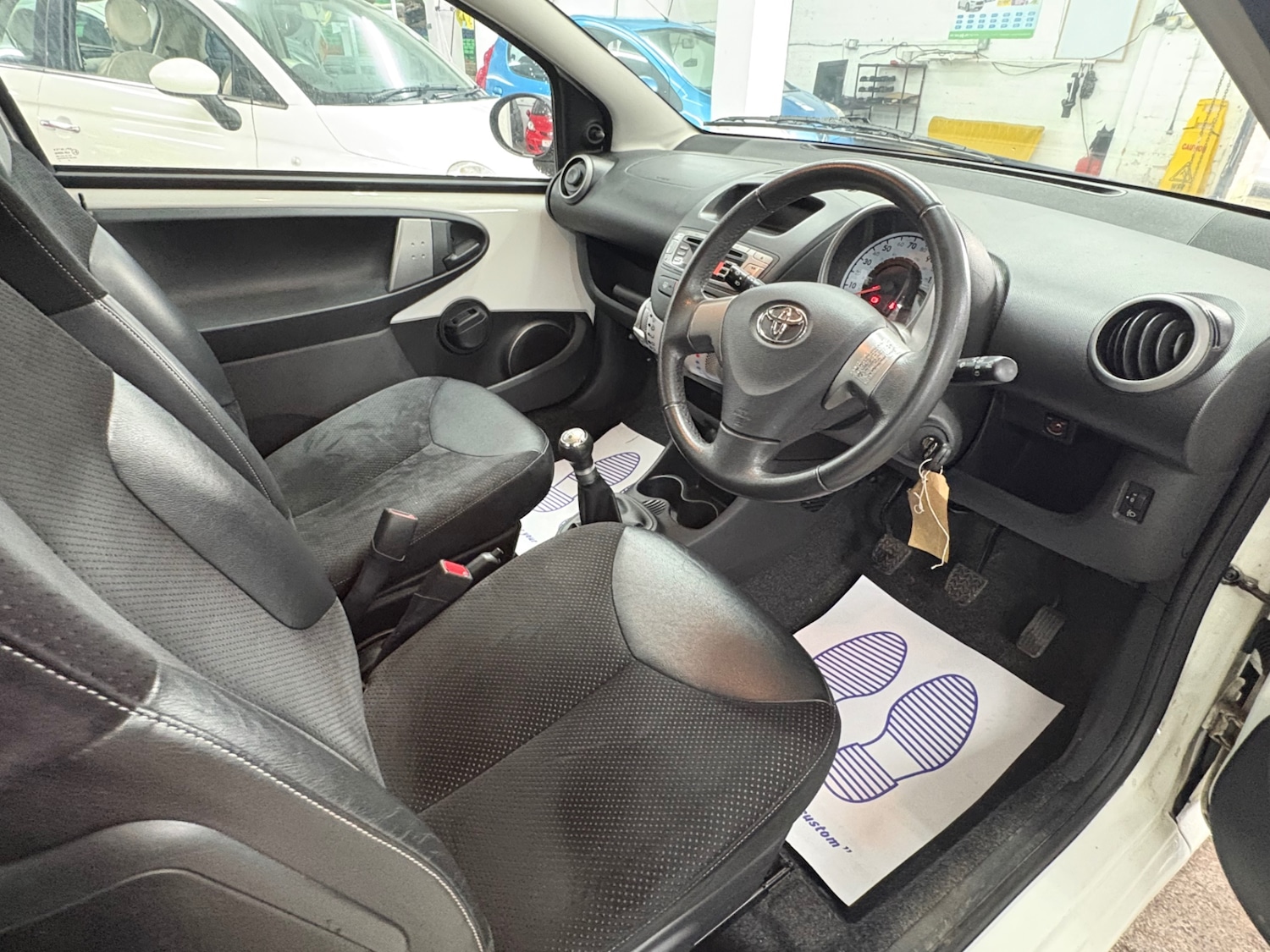 Used Toyota AYGO 2012 for sale - 77644056: Photo 10