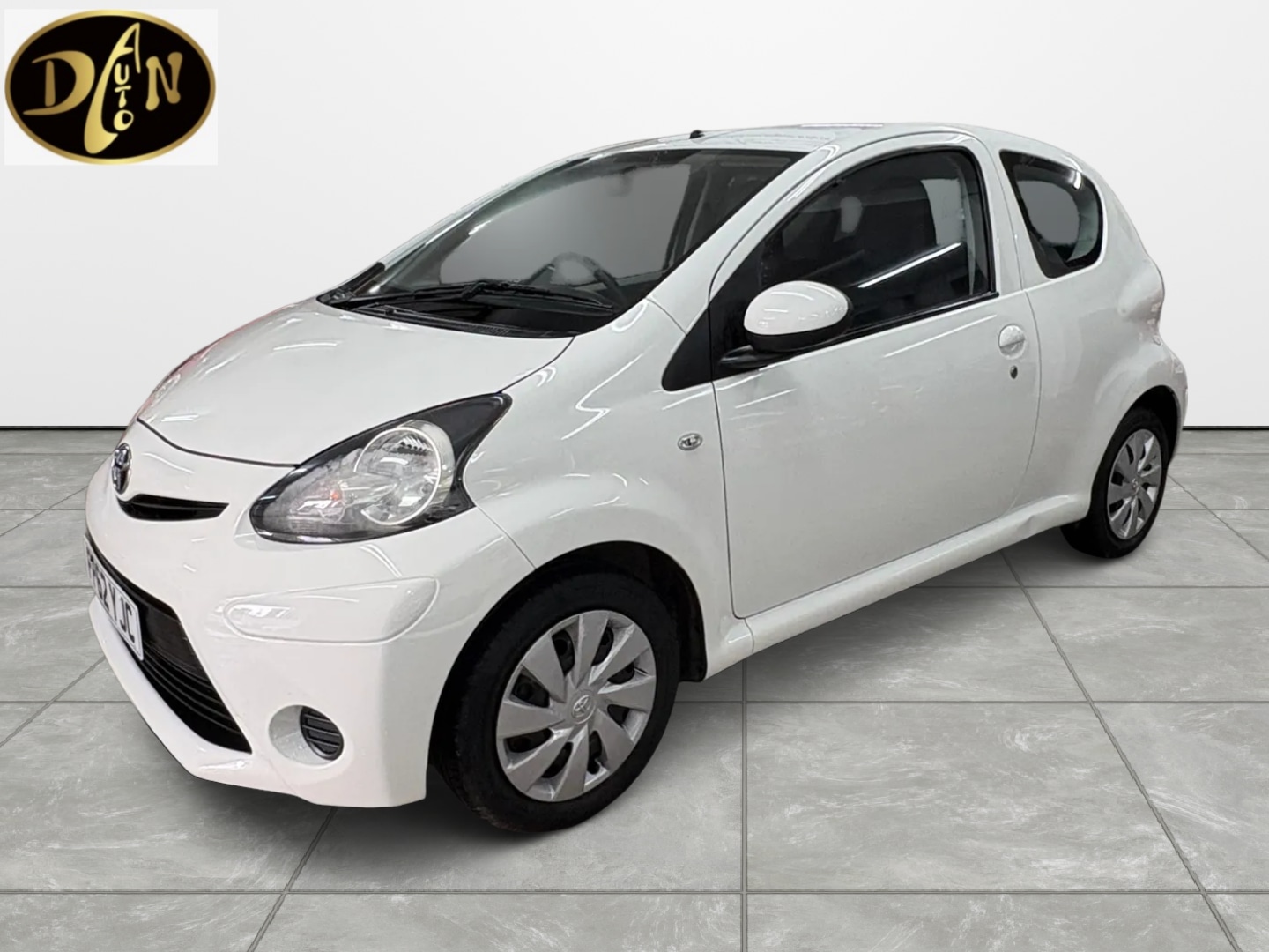 Used Toyota AYGO 2012 for sale - 77644056: Photo 2