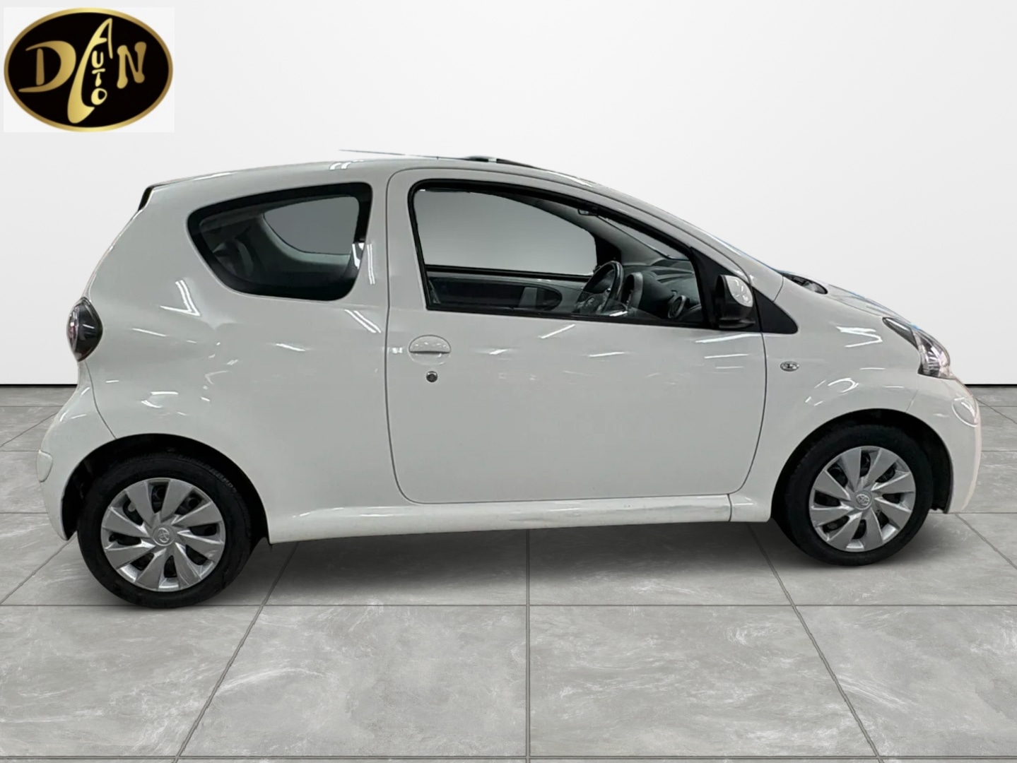 Used Toyota AYGO 2012 for sale - 77644056: Photo 7