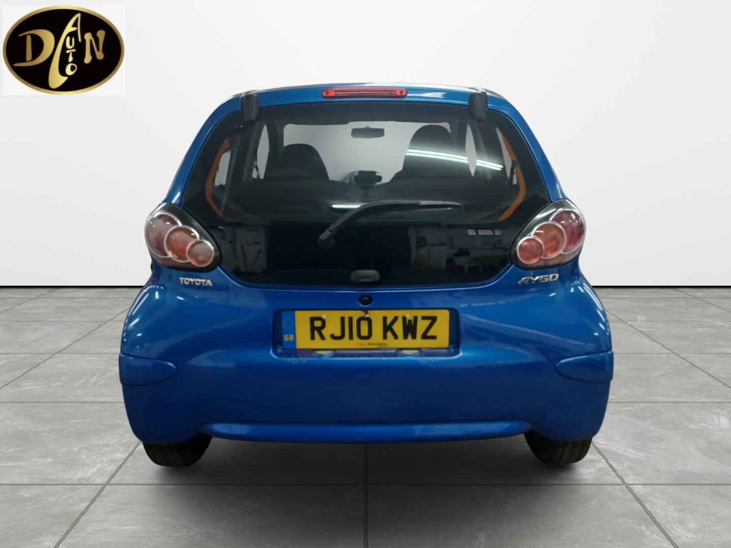 Used Toyota AYGO 2010 for sale - 77891519: Photo 4