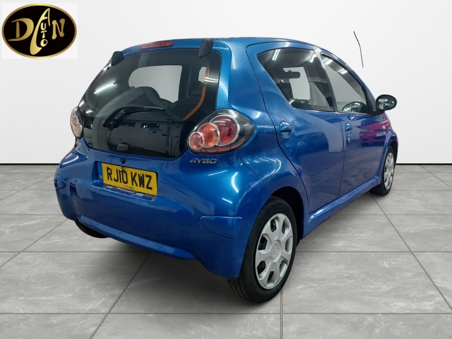 Used Toyota AYGO 2010 for sale - 77891519: Photo 5