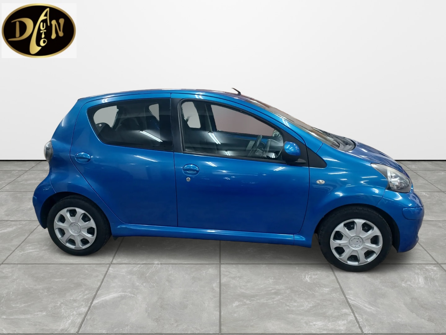 Used Toyota AYGO 2010 for sale - 77891519: Photo 6